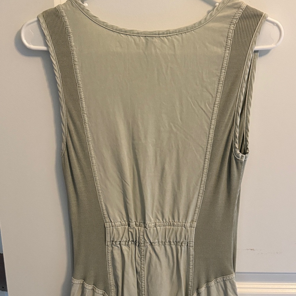 XCVI Sleeveless Light Green Limescent Macgowan Crop Jumpsuit with Pockets - Picture 5 of 8